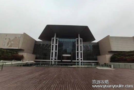 长沙旅游攻略景点必去，排名前十的景点（岳麓山必去之地）