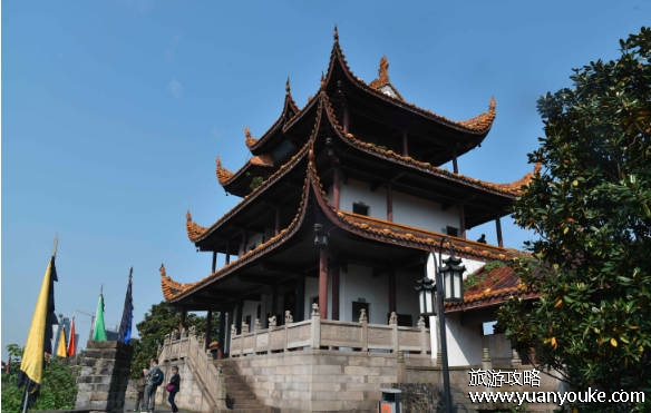 长沙旅游攻略景点必去，排名前十的景点（岳麓山必去之地）