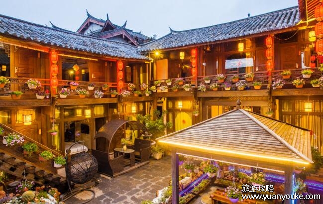 丽江住宿住在哪里比较好，古城内忠义市场附近(古城外适合居住的地方)