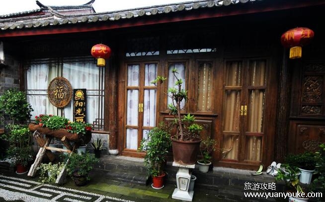 丽江住宿住在哪里比较好，古城内忠义市场附近(古城外适合居住的地方)