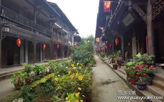 青溪古镇在什么地方，在江苏省苏州市吴江区(历史悠久的明代古镇)