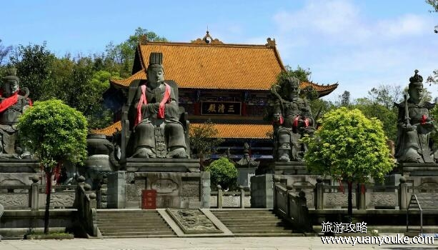 凌云山风景区在哪里，在四川省南充市高坪区(传统活动众多)