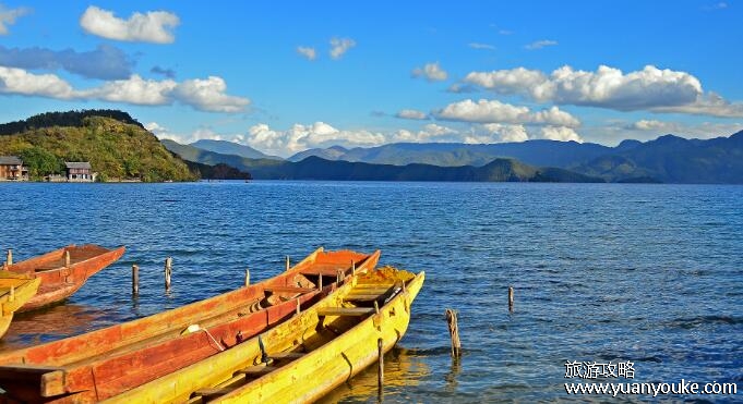 丽江泸沽湖海拔多少米，2685米(风景最美的湖泊之一)