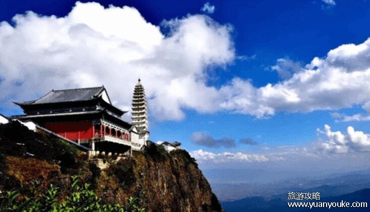 宾川鸡足山海拔多少米，3248米(攀登起来非常具有挑战性)