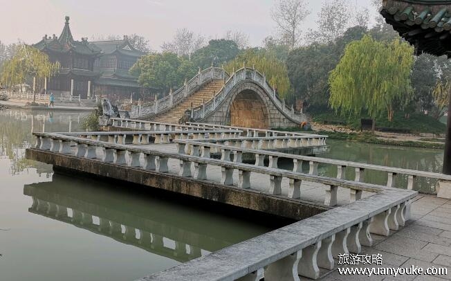 二十四桥位于今天的哪里，江苏省扬州市(古二十四桥有哪些)
