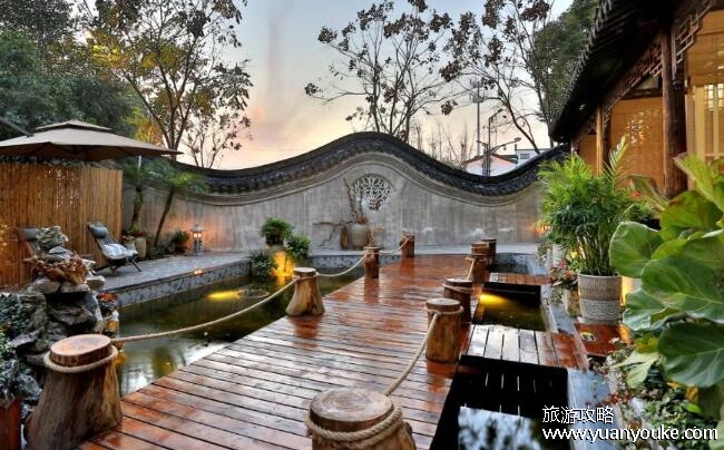 乌镇住宿多少一晚，100元至1200元不等(景区内大概200元左右)