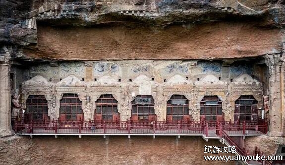 麦积山石窟在哪个省，在甘肃省天水市(中国著名的石窟之一)