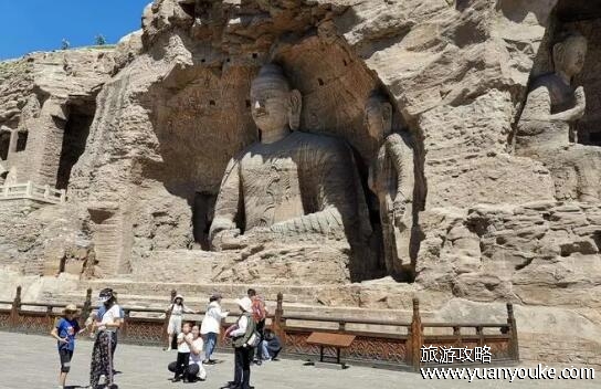 云岗石窟在哪个地方，在山西省大同市(中国著名的石窟之一)