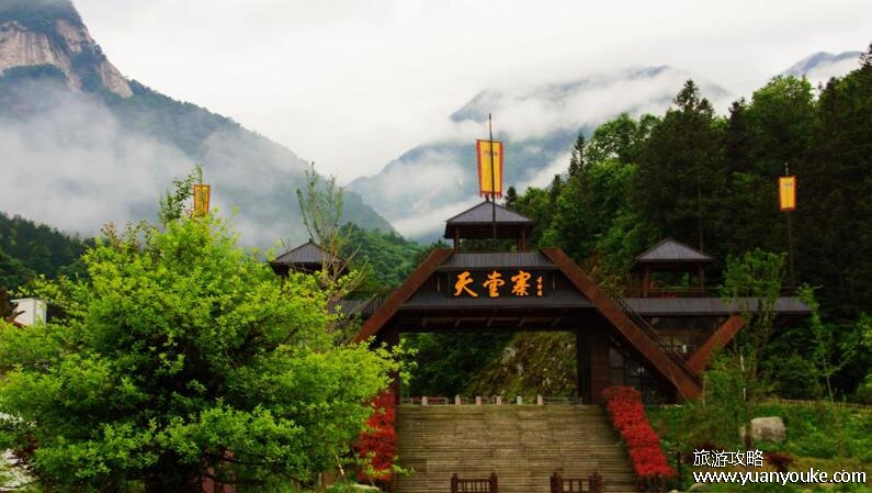 黄冈天堂寨风景区好玩吗，值得一游的景点(自然风景壮丽)