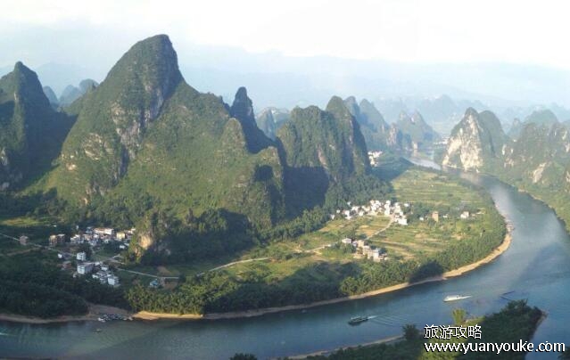 桂林离阳朔多远，83km/火车和驾车最快(自驾游路线)