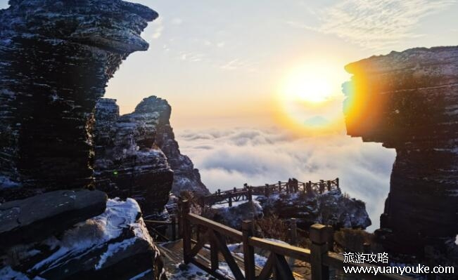 梵净山旅游住哪里方便，三种住宿选择(想要看日出可以自己带帐篷)