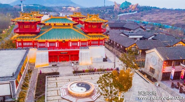 东方盐湖城在哪里，在江苏省常州市金坛区(文化底蕴深厚)