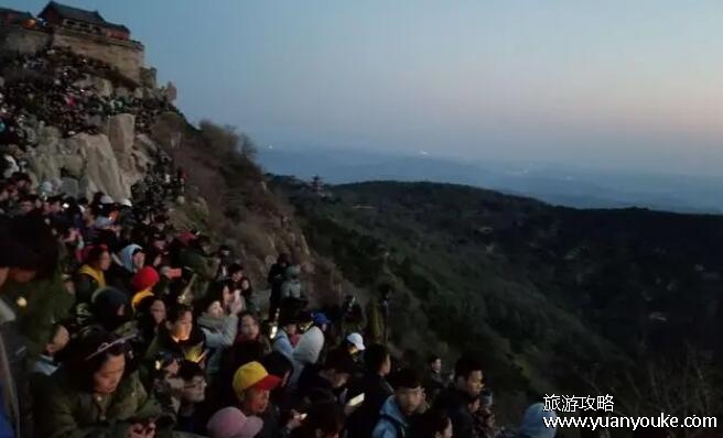 泰山日出时间是什么时候，在4:30至7:20之间(一年四季详细日出时间)