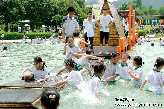 广州笑翻天乐园门票多少钱?门票60元一张(适合各个年龄段游玩)