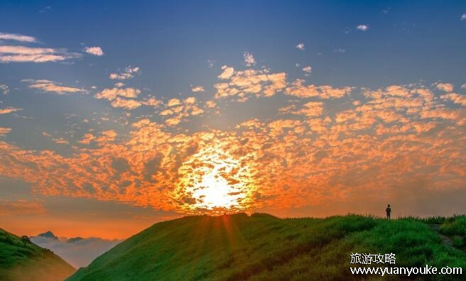 武功山在哪里，江西省的萍乡市芦溪县、吉安市安福县、宜春市袁州区中