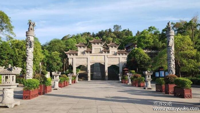 安岳圆觉洞好玩吗，石窟景象非常壮观