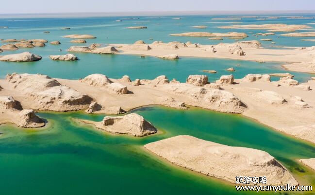 柴达木盆地位于哪个高原，青藏高原(柴达木盆地上的美景)