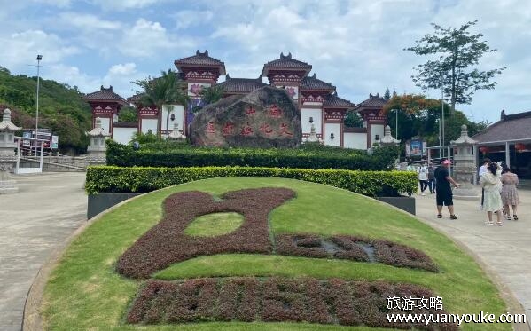 南山文化旅游区好玩吗，著名景点众多(几天几夜都玩不完)