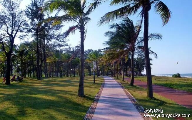 海口假日海滩好玩吗，非常适合放松度假的景点(值得一去)
