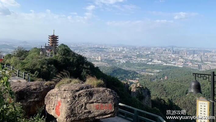 香炉峰海拔多少米，354米(浙江绍兴最著名的山峰之一)