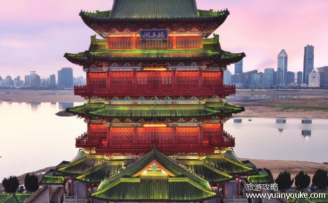 滕王阁在哪个城市，江西省南昌市(四川阆中也有一处滕王亭)