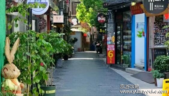 田子坊在上海哪个区，在上海市黄浦区(非常具有艺术气息的地方)