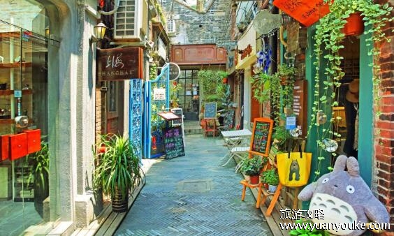 田子坊在上海哪个区，在上海市黄浦区(非常具有艺术气息的地方)