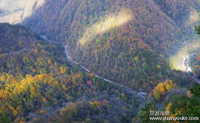 秦岭在哪里哪个省的，广义上的秦岭和狭义上的秦岭位置
