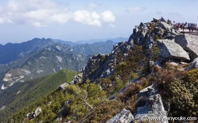 秦岭在哪里哪个省的，广义上的秦岭和狭义上的秦岭位置