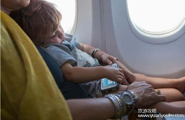婴儿坐飞机要买票吗，需要(婴儿票和儿童票两种选择)