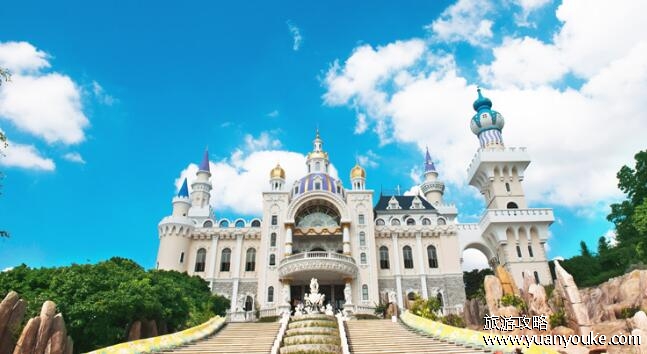 龙凤山庄门票多少钱，69元一张(包含景区内大部分的旅游项目)