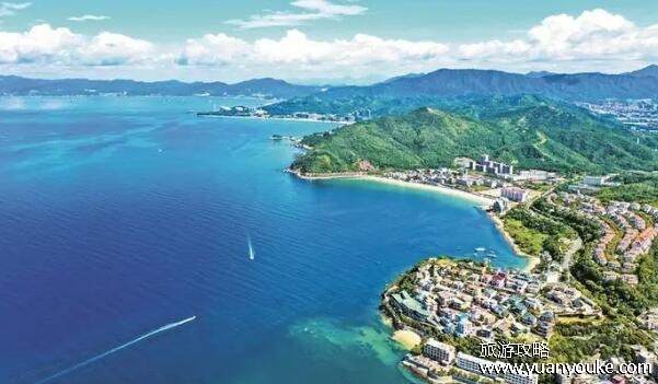 大鹏半岛在什么地方，在广东省深圳市(甚至为数不多的度假胜地)