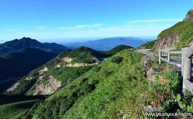 广东第一峰叫什么山，叫做石坑崆(广东省最高的山峰)
