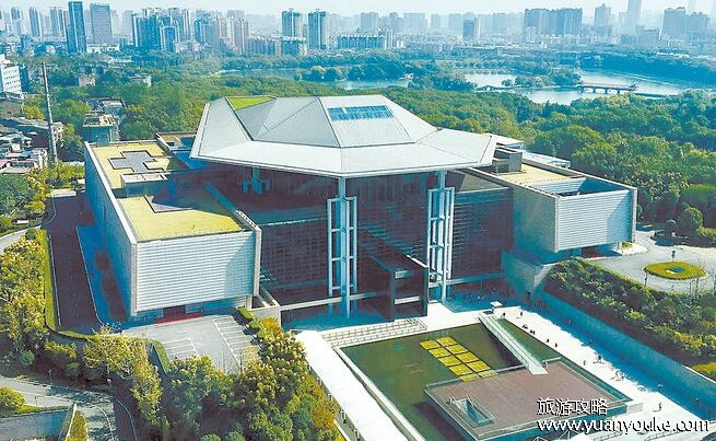 湖南省博物馆开放时间，上午9点至下午5点(每天免费预约12000个人)