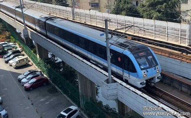 南京地铁1号线运营时间，32个站点运营时间详情