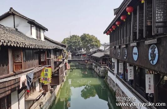 新场古镇在哪里，在上海市浦东新区(非常适合周末休闲度假)