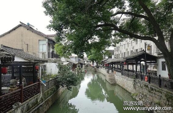 新场古镇在哪里，在上海市浦东新区(非常适合周末休闲度假)
