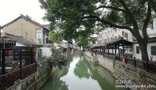 新场古镇在哪里，在上海市浦东新区(旅游价值极高的古镇)