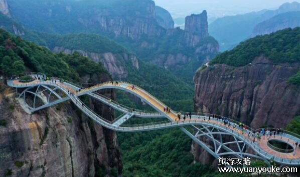 神仙居风景区在浙江哪里，在浙江省台州市(景色美丽的天然氧吧)