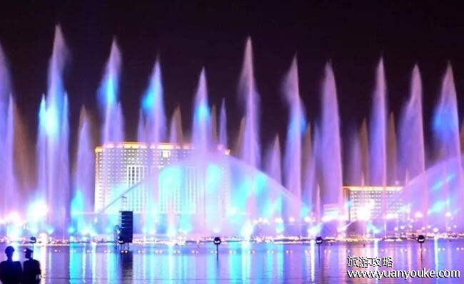洛阳喷泉开放时间，周二/四/六晚上20点(牡丹花会期间每天开放)
