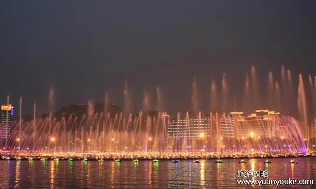 洛阳喷泉开放时间，周二/四/六晚上20点(牡丹花会期间每天开放)