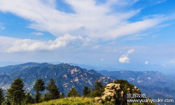 驼梁风景区海拔多少米，最高位2281米(景色险峻壮丽的景区)