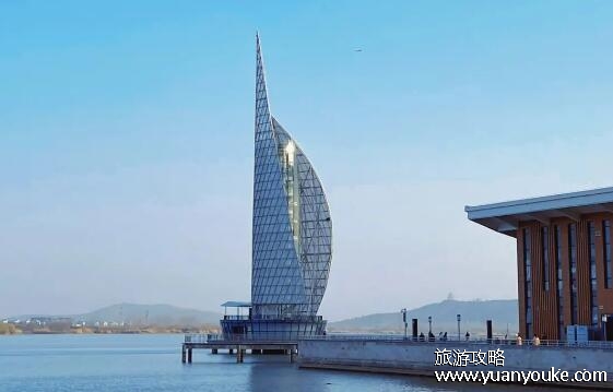 龙子湖风景区门票价格多少，80元一人(可以凭借证件享优惠)