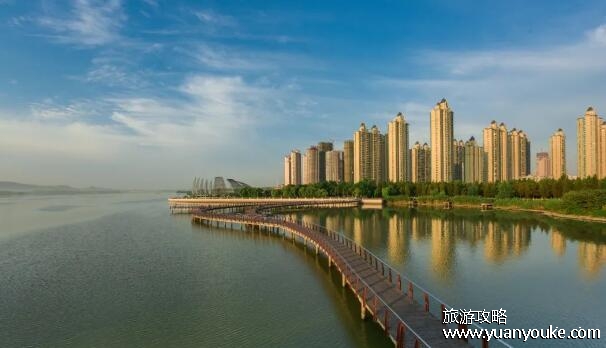 龙子湖风景区门票价格多少，80元一人(可以凭借证件享优惠)