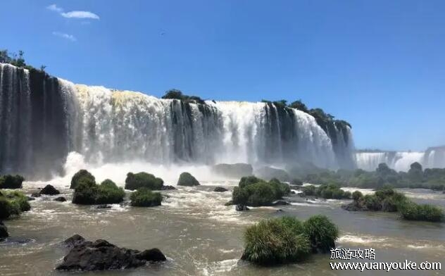 伊瓜苏瀑布在哪个国家，在阿根廷和巴西的交界(景色壮丽的景点)