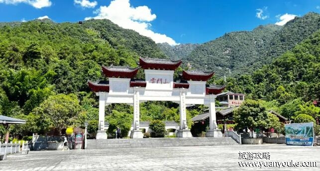 云门山风景区在哪里，在山东青州(自然景观独特的美丽景区)