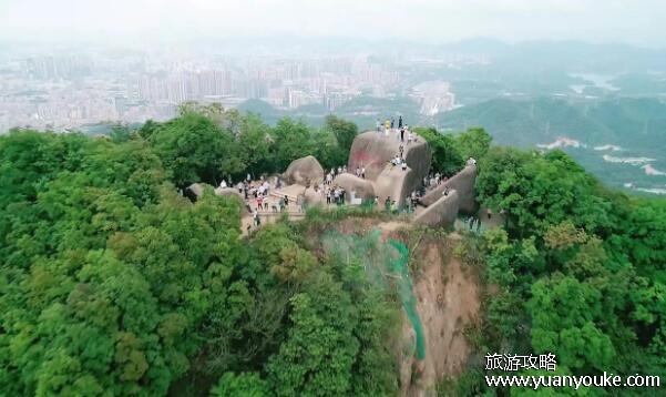 羊台山在深圳哪里，在深圳市龙华区(宗教文化底蕴浓厚的风景区)