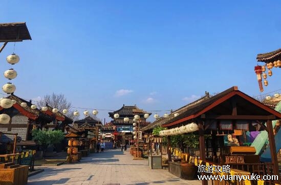 横店影视城门票价格表2023，320元一人(学生/儿童/老人有优惠)