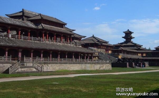 横店影视城门票价格表2023，320元一人(学生/儿童/老人有优惠)