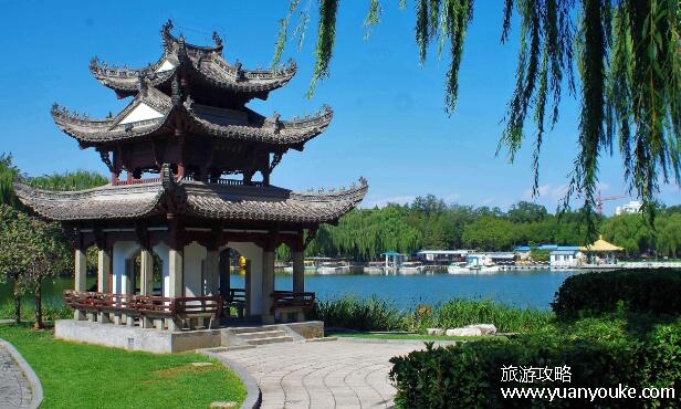 陶然亭公园在哪里，在北京市西城区(一座历史悠久的著名公园)
